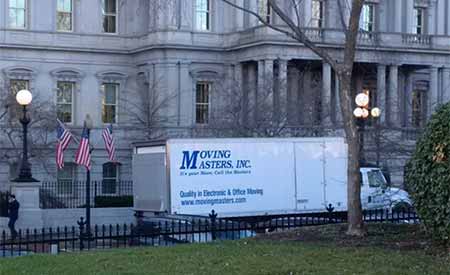 奧巴馬請(qǐng)搬家公司搬家將要告別白宮任期的8年生活.jpg 奧巴馬請(qǐng)搬家公司搬家將要告別白宮任期的8年生活.jpg