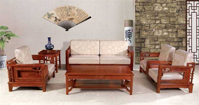 昆明搬家公司教你對(duì)木制家具保潔的方法.jpg 昆明搬家公司教你對(duì)木制家具保潔的方法.jpg