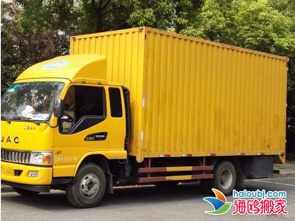 昆明西山區(qū)搬家小貨車合適還是選擇面包車搬家？